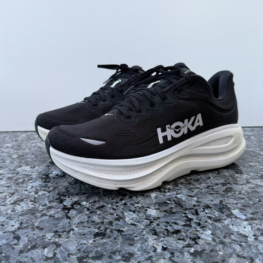 Hoka One One Bondi 9 Black Running Shoe's Men's Size 12 Wide 2E 1162013 BWHT